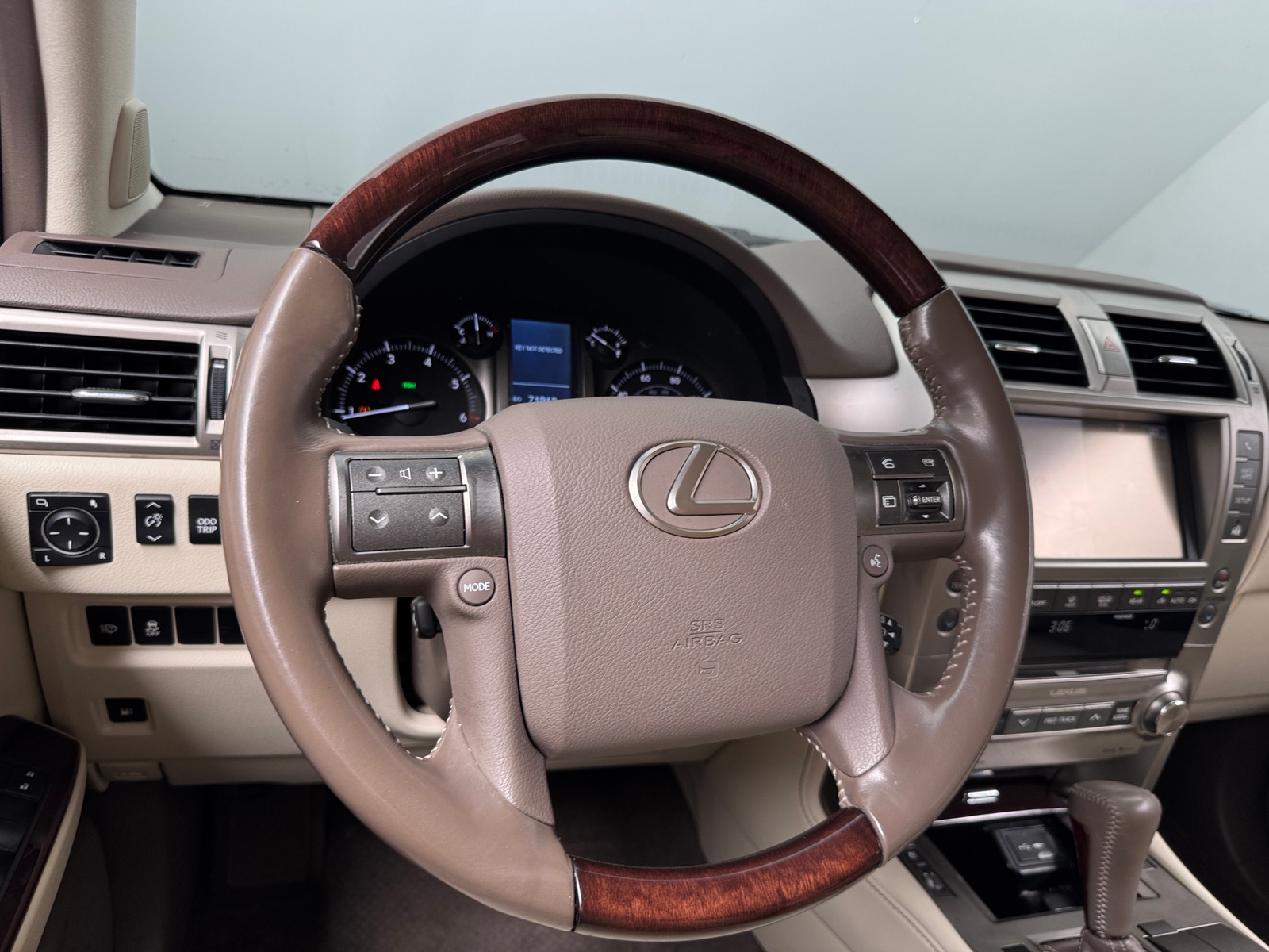 Thumbnail: 2017 Lexus GX - 4