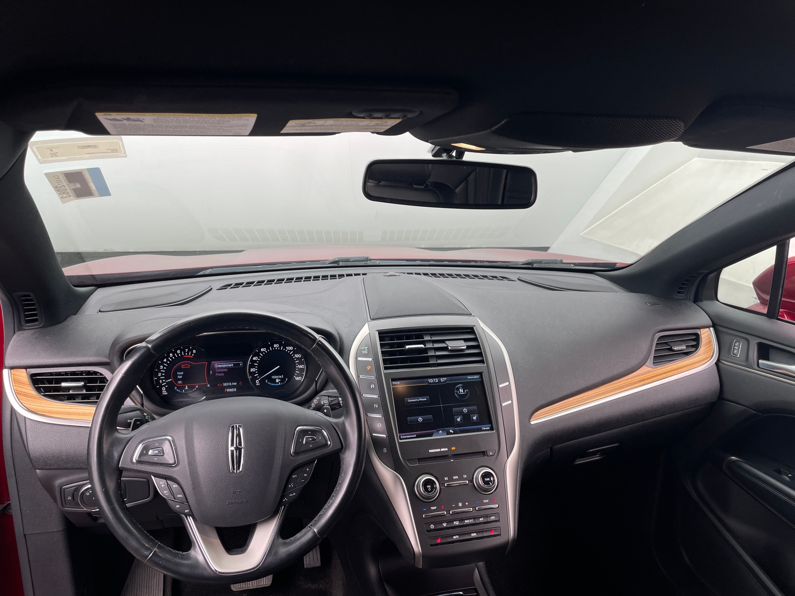 Thumbnail: 2015 Lincoln MKC - 2