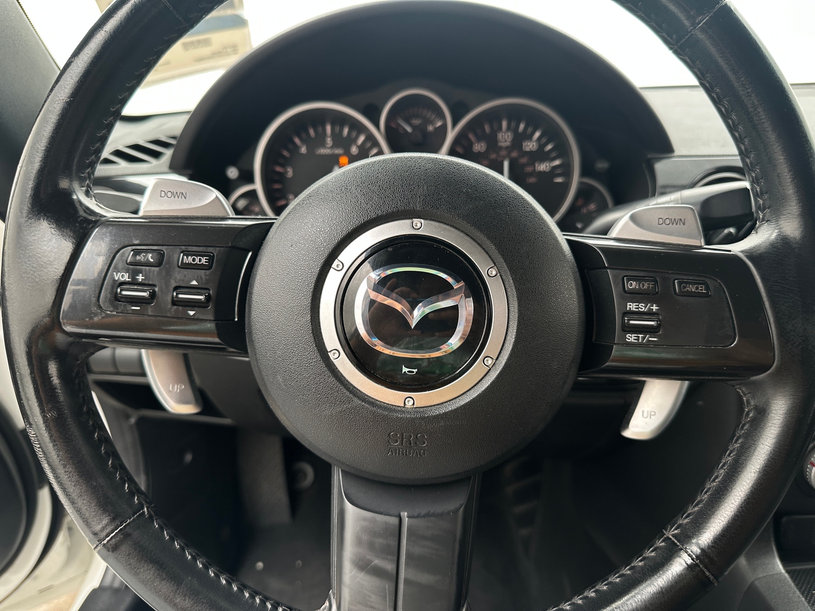 Thumbnail: 2013 Mazda MX-5 Miata - 3