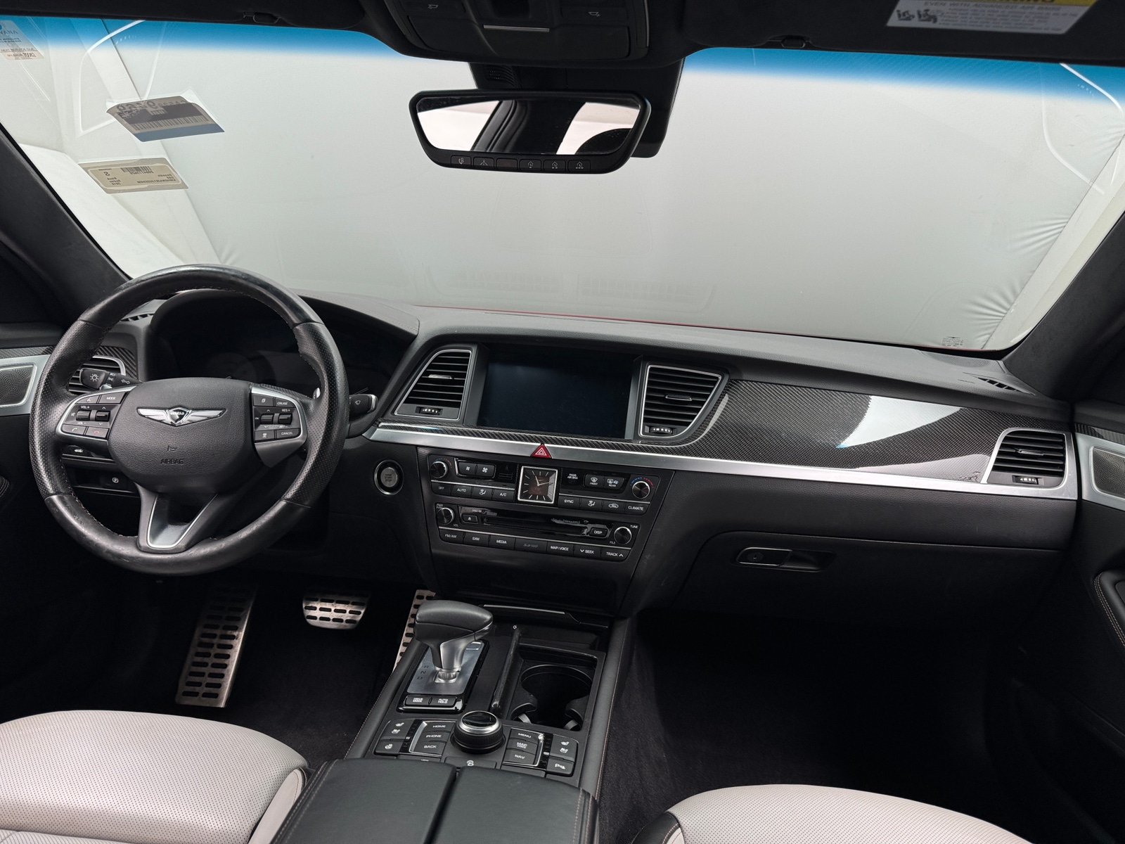 Thumbnail: 2018 Genesis G80 - 2