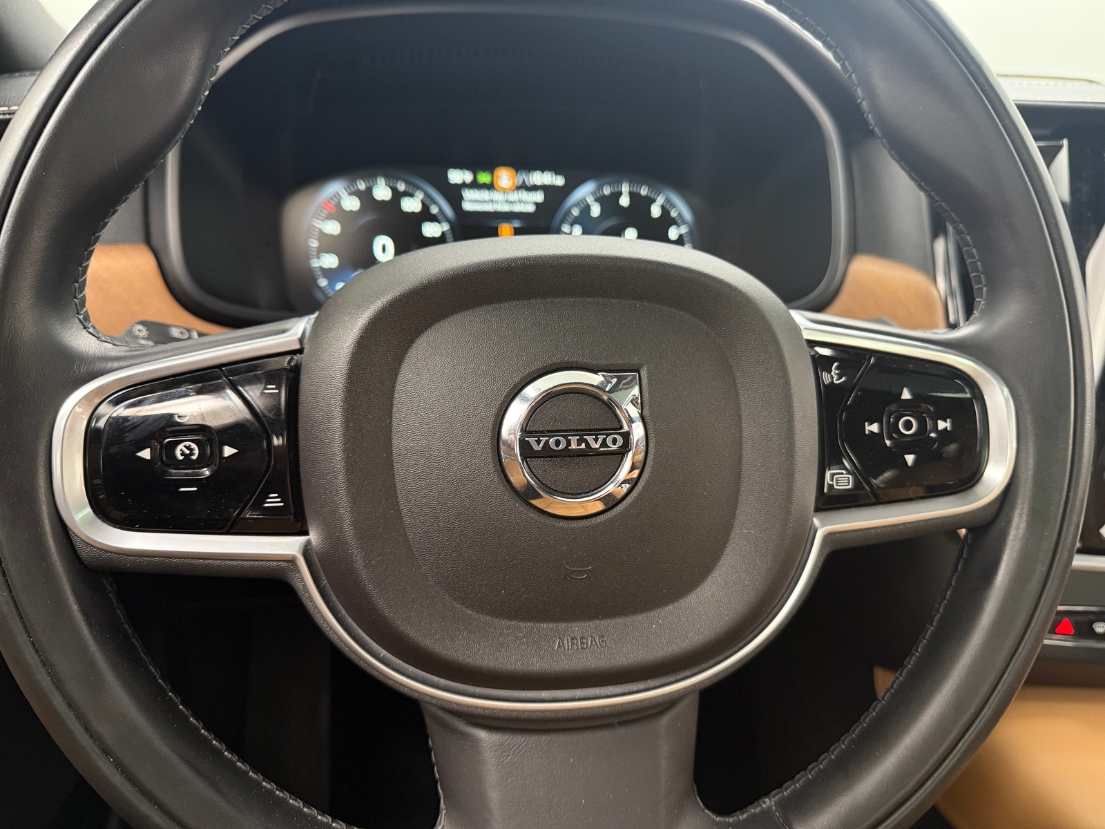 Thumbnail: 2017 Volvo S90 - 4