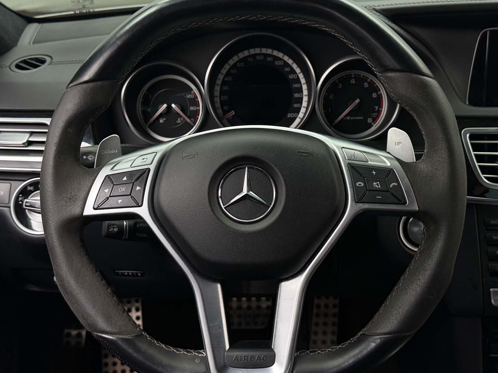Thumbnail: 2014 Mercedes-Benz E-Class - 4