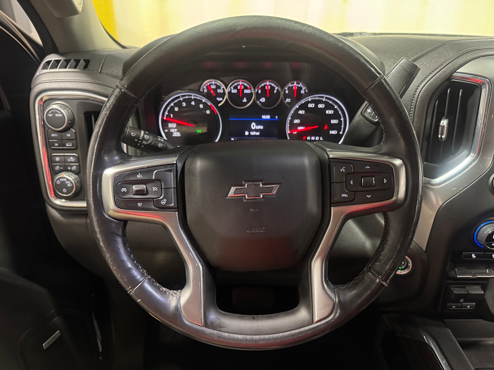 Thumbnail: 2022 Chevrolet Silverado 1500 - 5