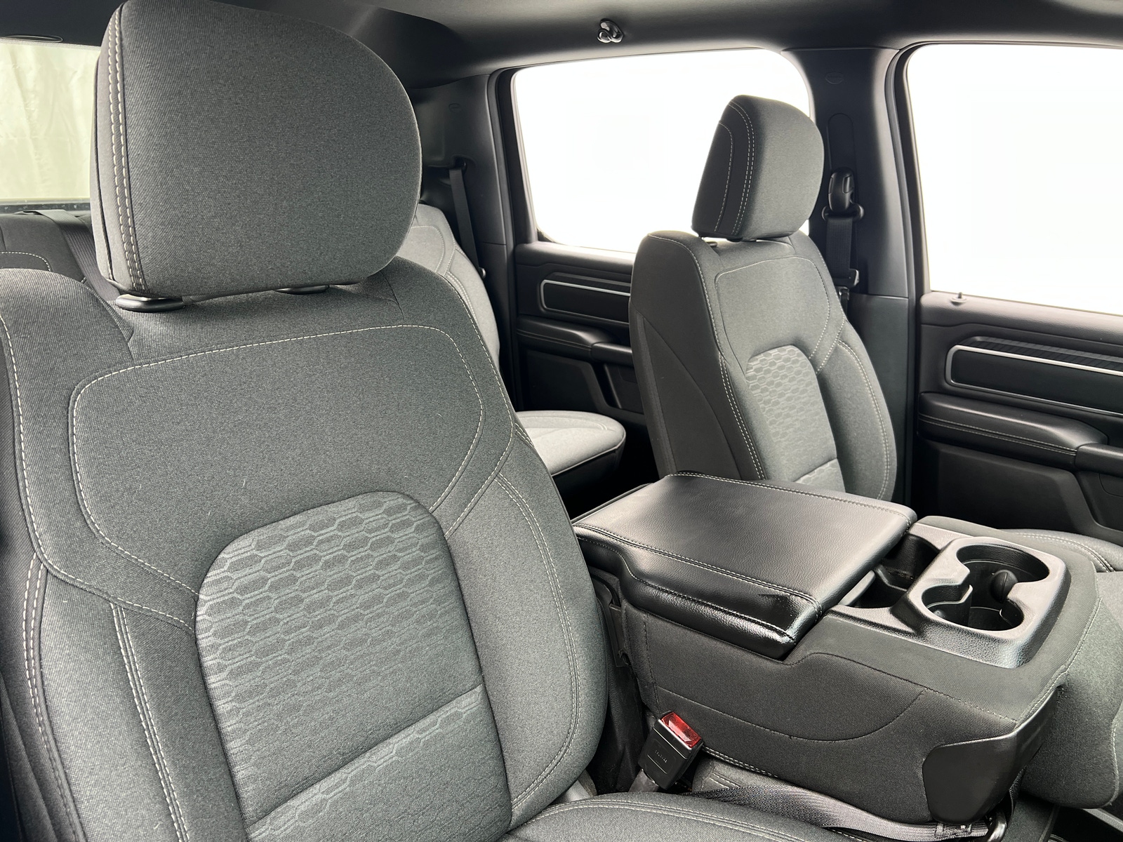 Thumbnail: 2025 RAM 1500 - 2
