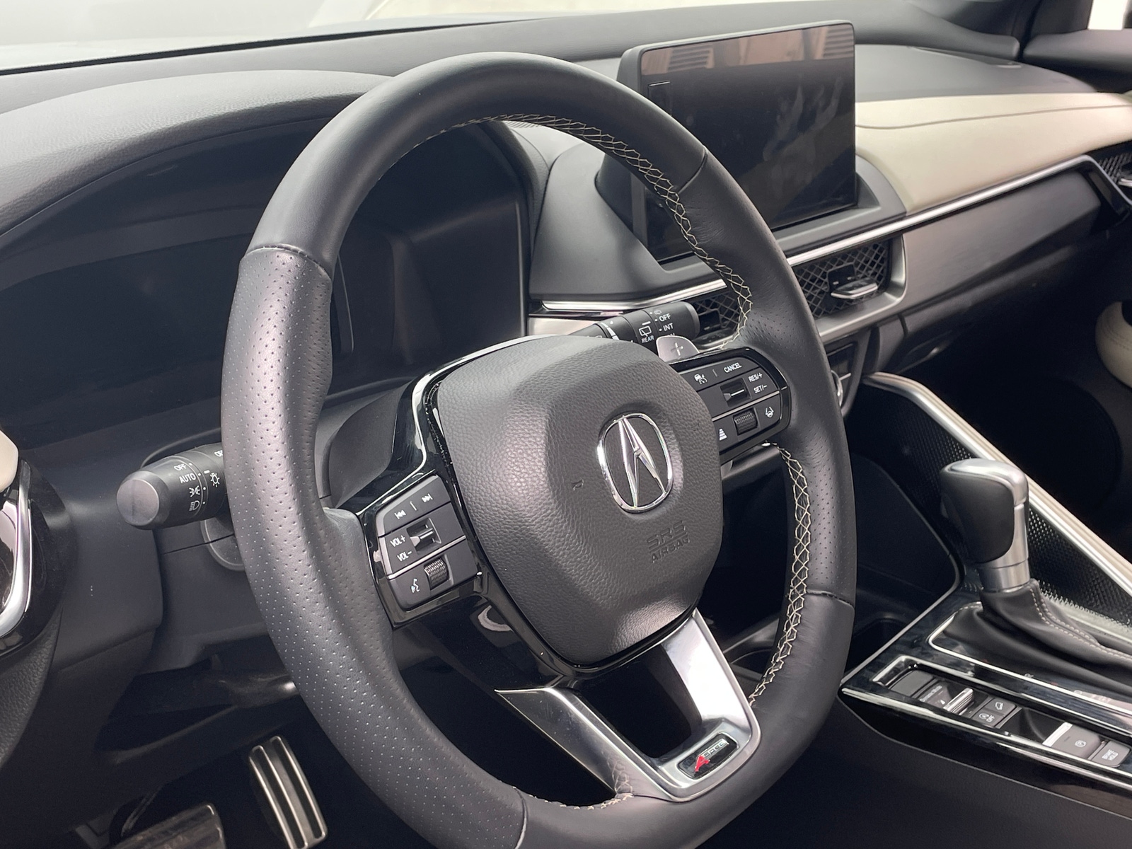 Thumbnail: 2025 Acura ADX - 4
