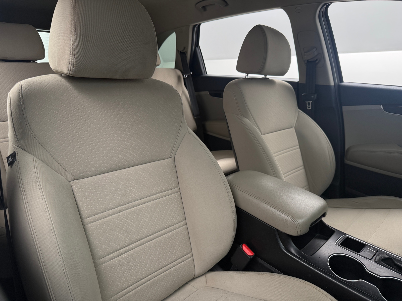 Thumbnail: 2019 Kia Sorento - 2