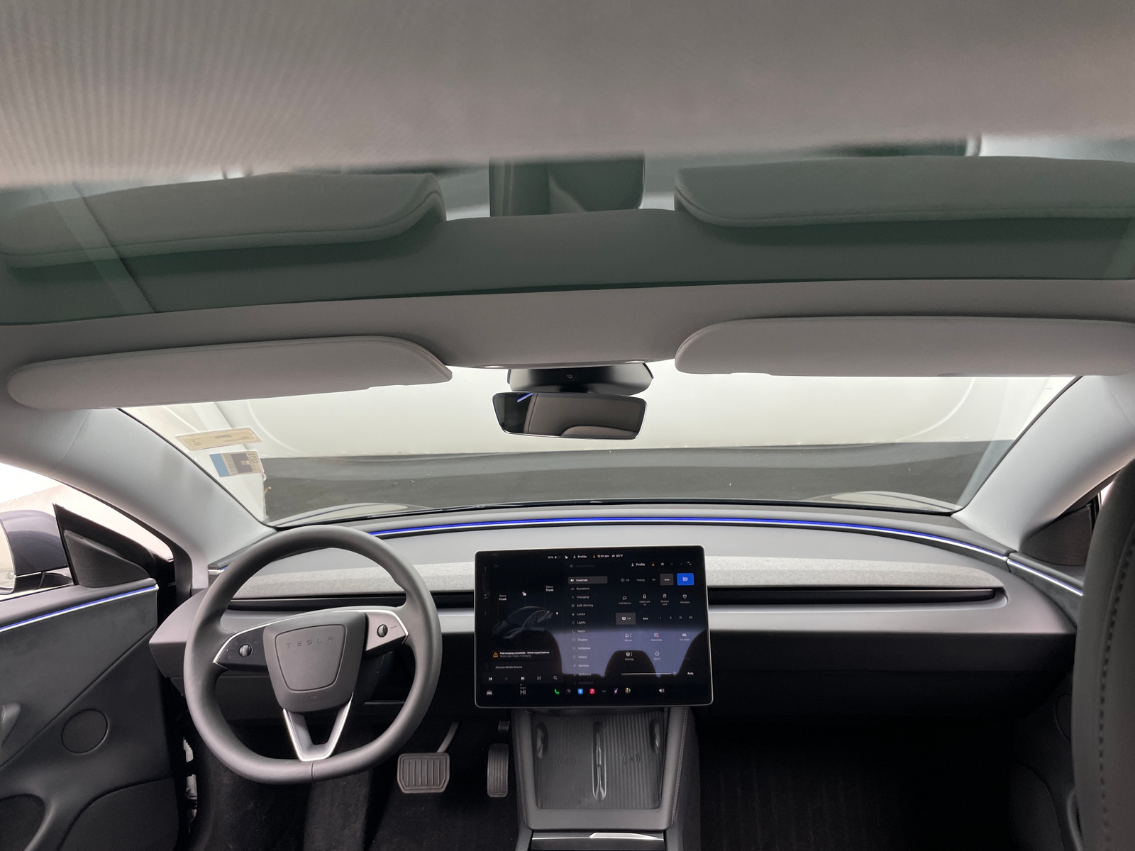 Thumbnail: 2025 Tesla Model 3 - 2