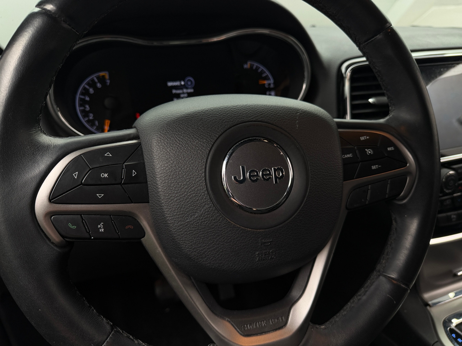 Thumbnail: 2019 Jeep Grand Cherokee - 5