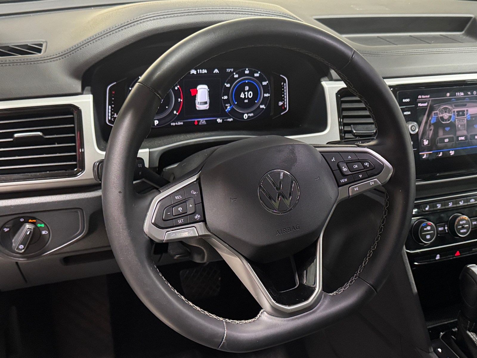 Thumbnail: 2022 Volkswagen Atlas - 4