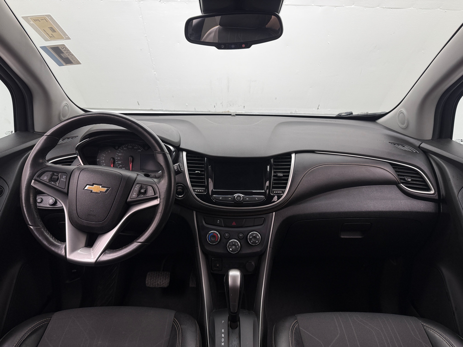 Thumbnail: 2018 Chevrolet Trax - 3
