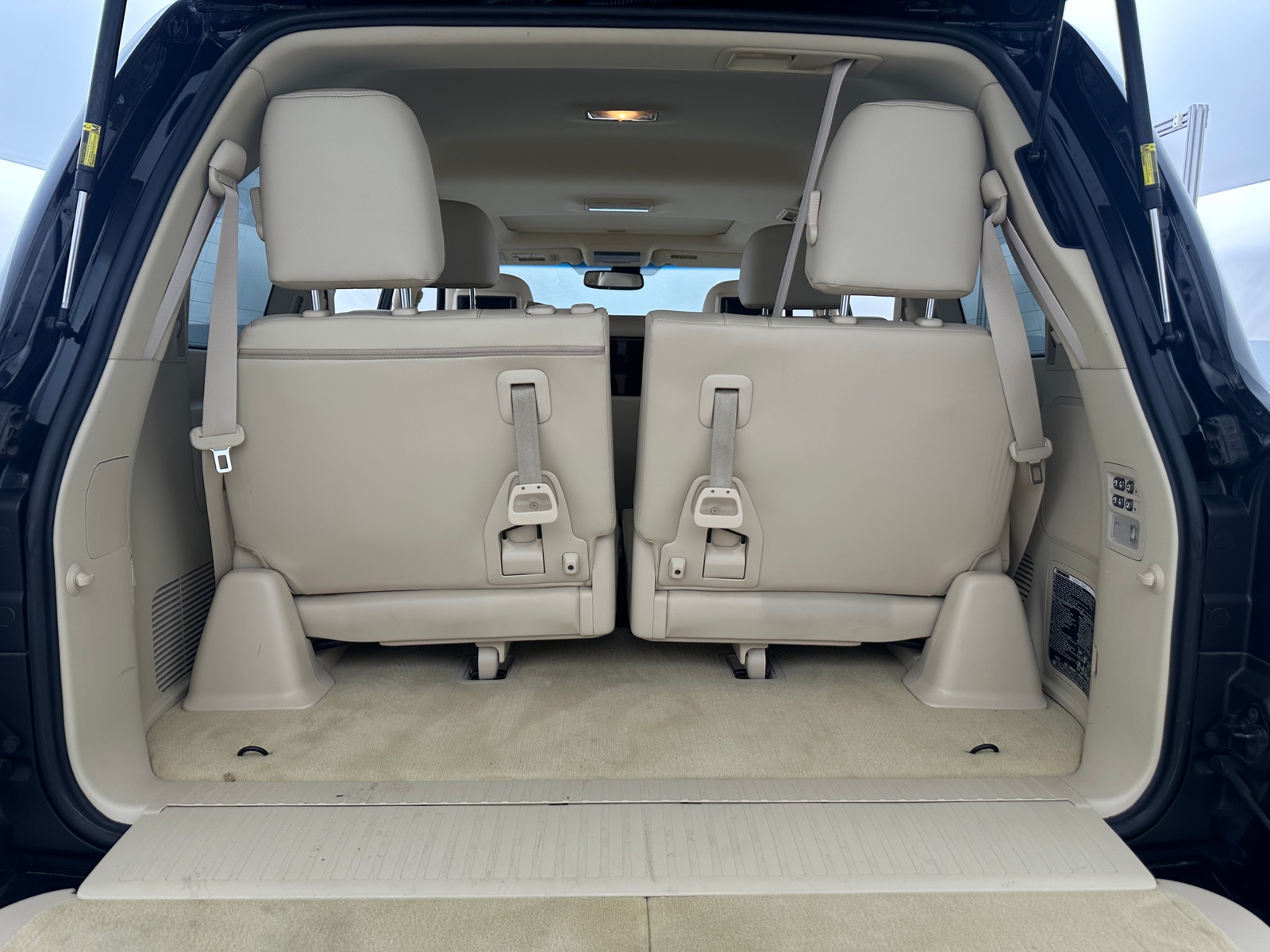 Thumbnail: 2015 Lexus LX - 6
