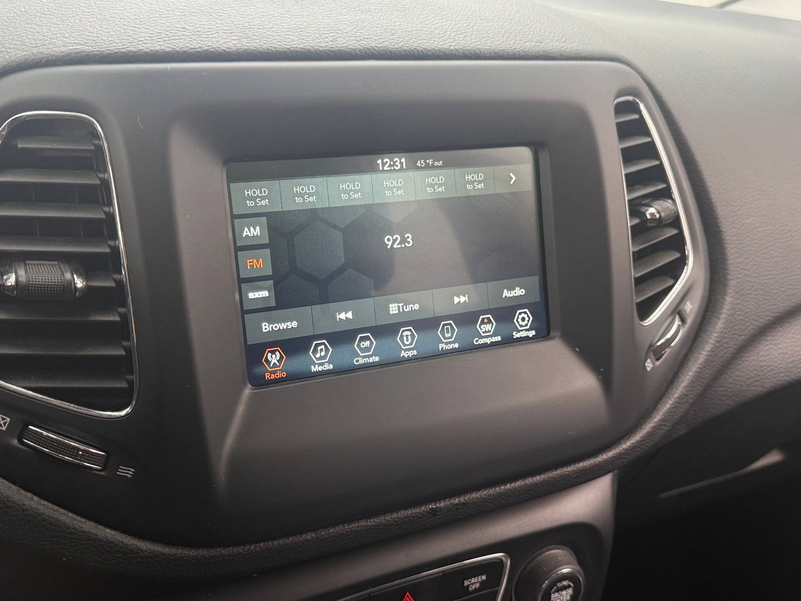 Thumbnail: 2021 Jeep Compass - 4