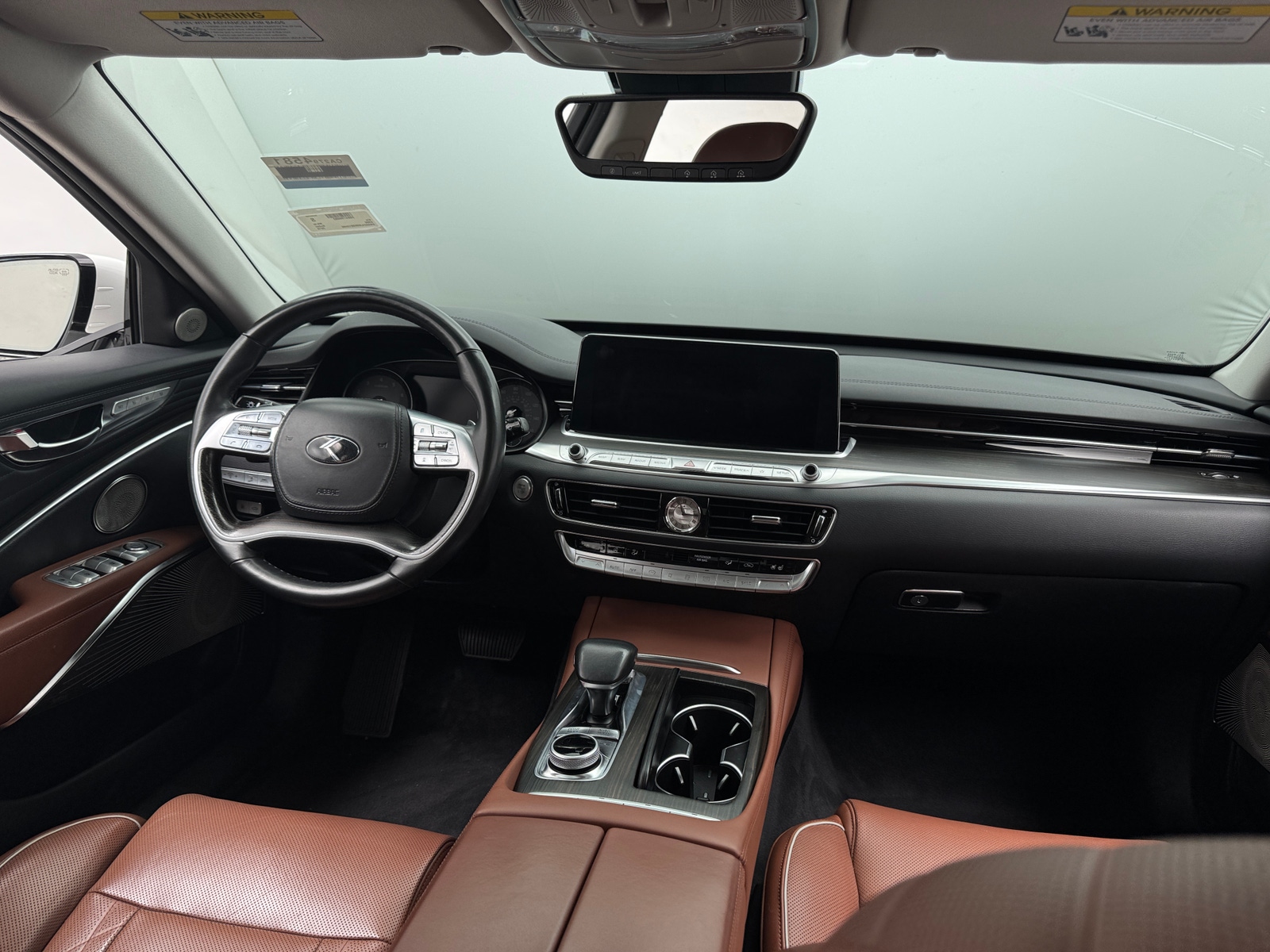 Thumbnail: 2019 Kia K900 - 2