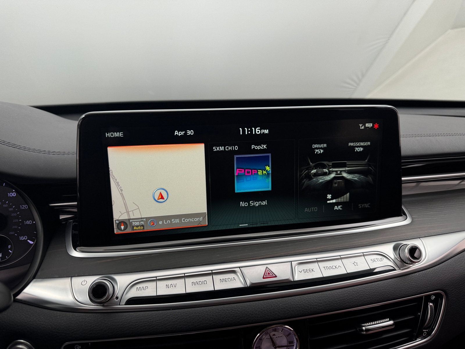 Thumbnail: 2019 Kia K900 - 3