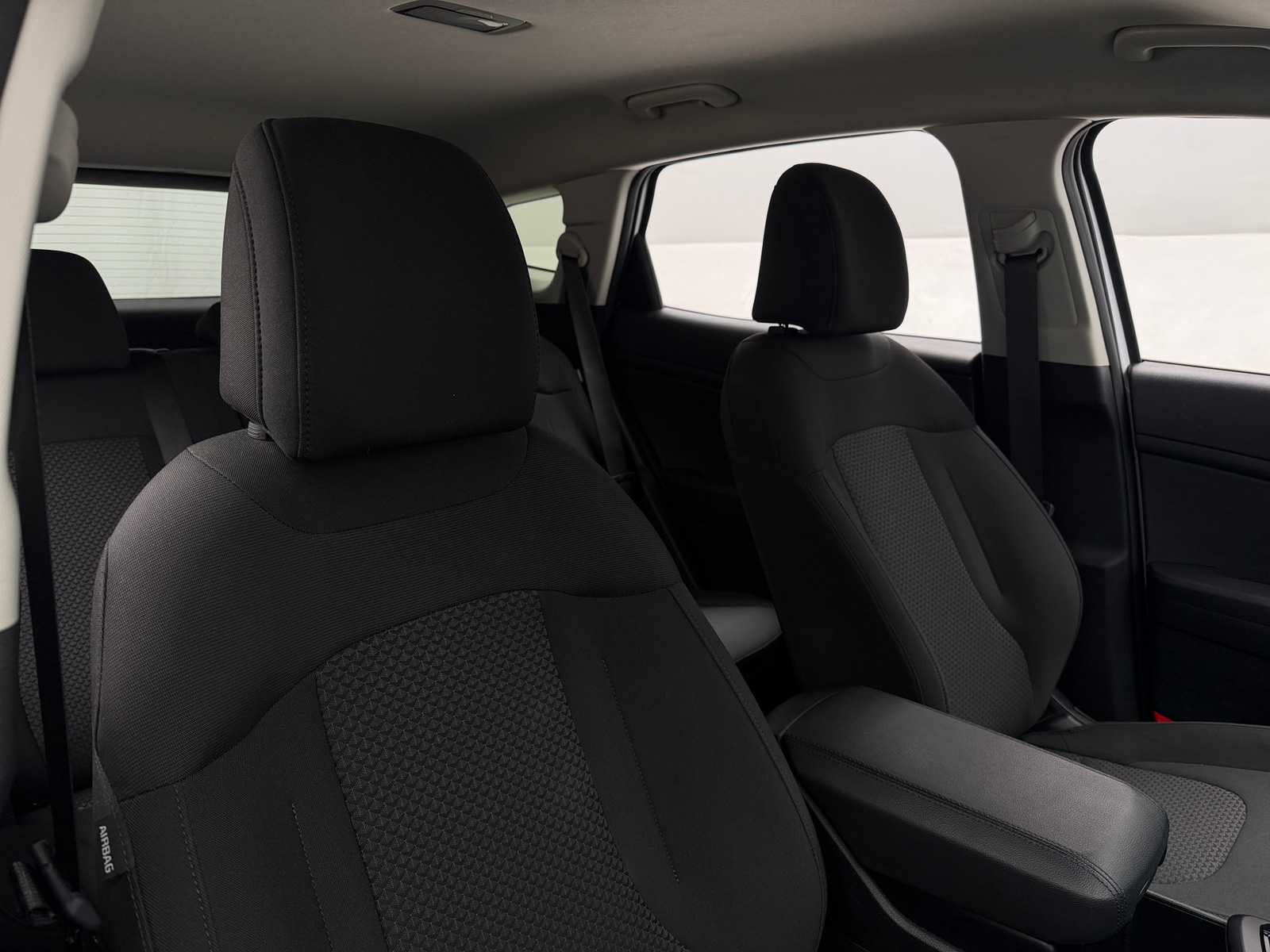 Thumbnail: 2025 Kia Sportage - 2