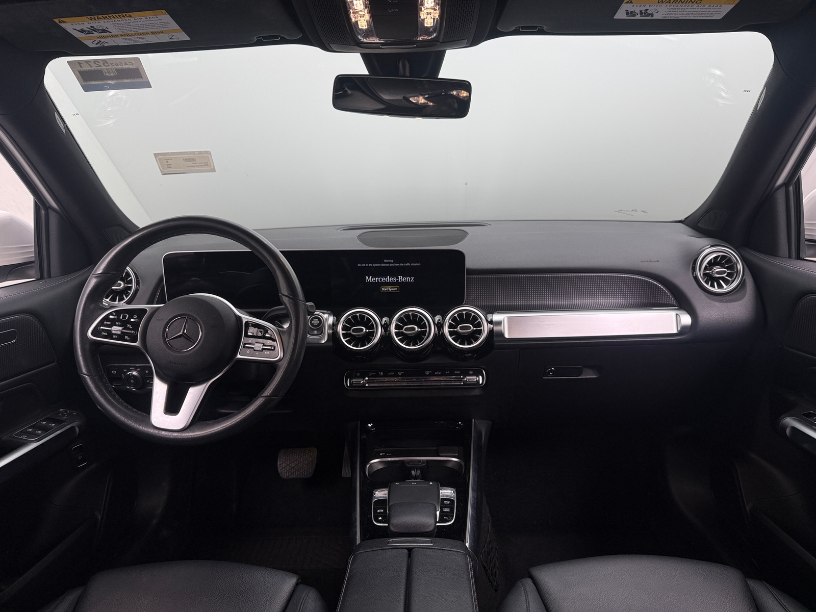 Thumbnail: 2020 Mercedes-Benz GLB - 2