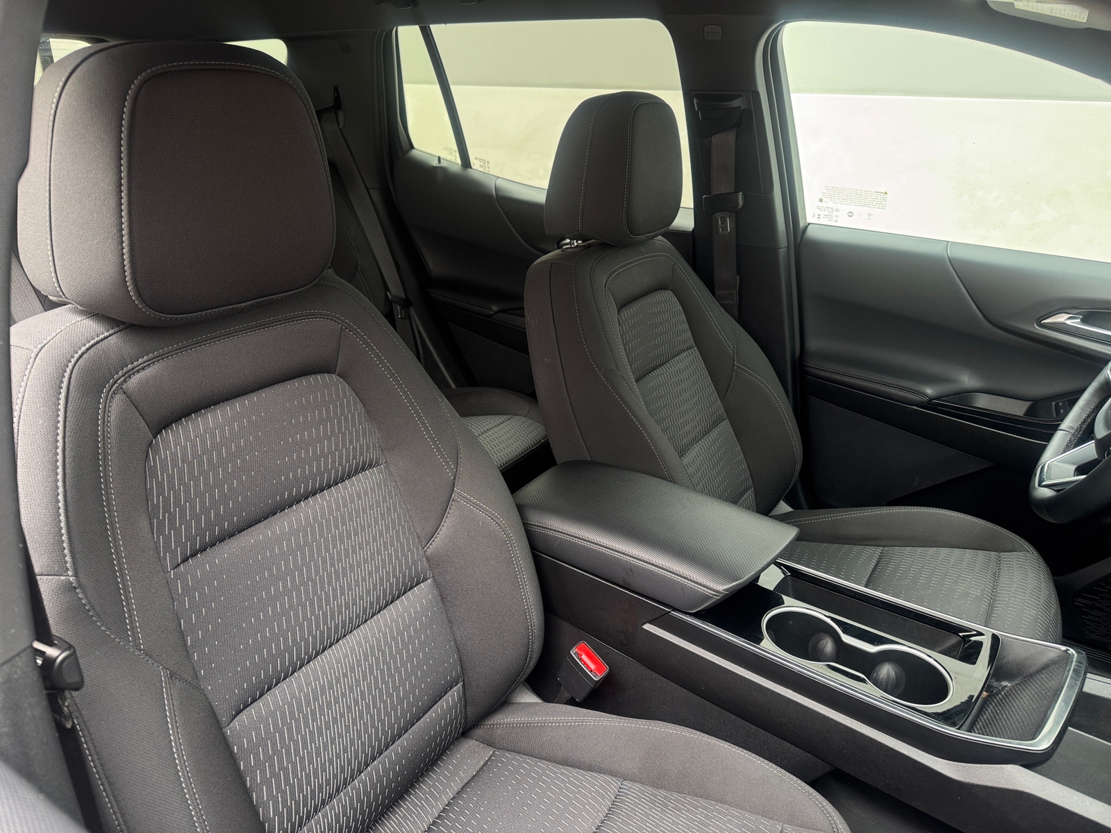 Thumbnail: 2025 Chevrolet Equinox - 2