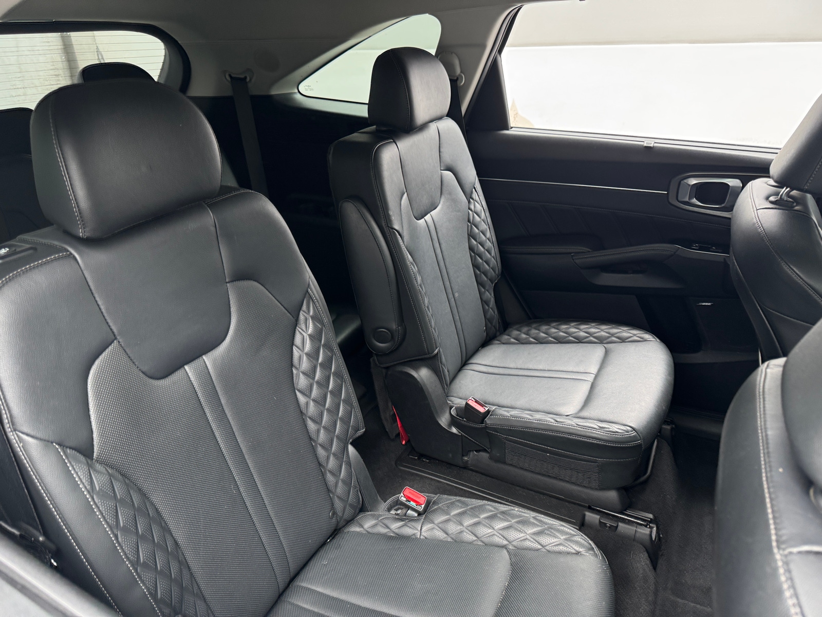 Thumbnail: 2023 Kia Sorento - 5