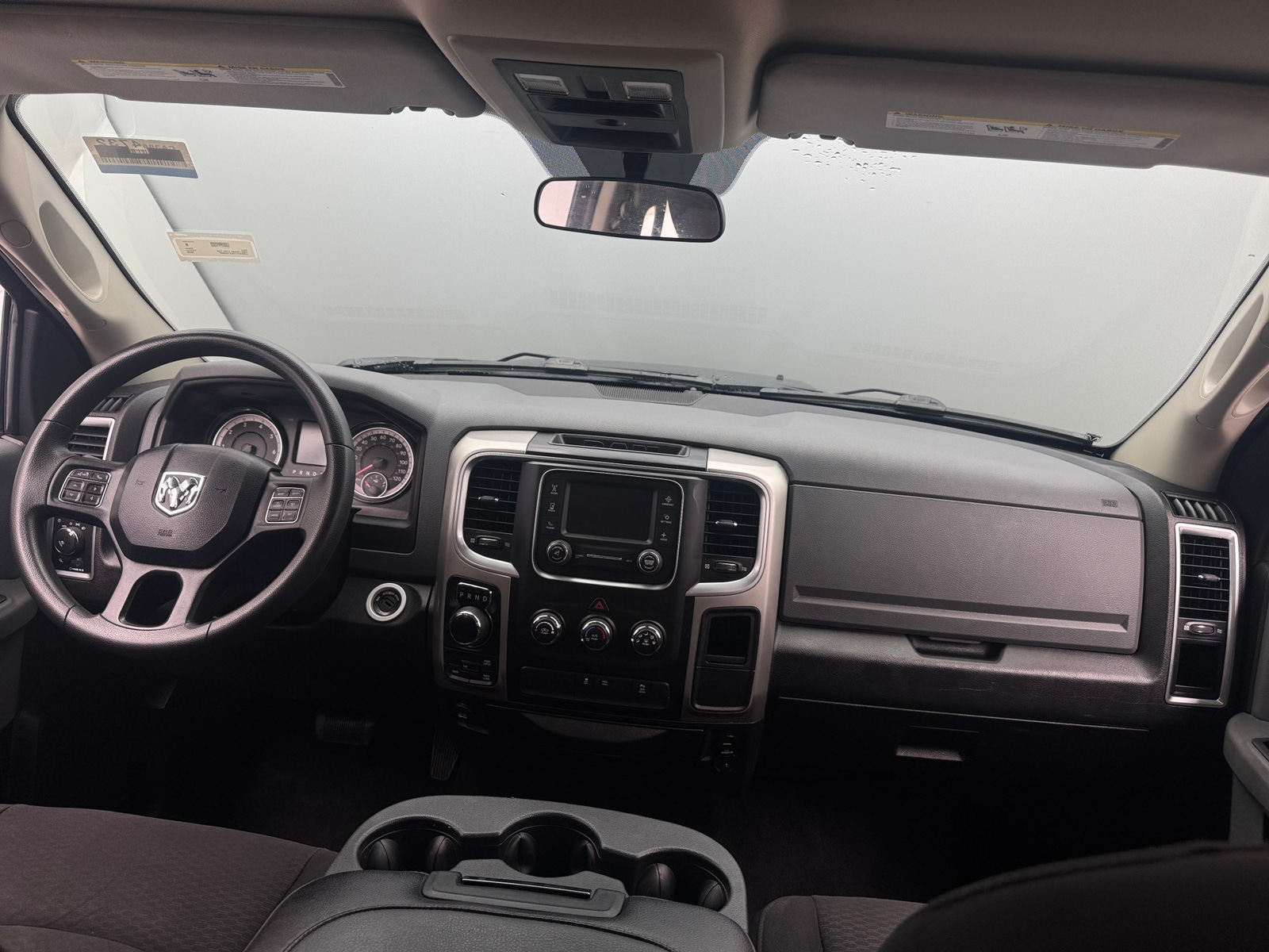 Thumbnail: 2020 RAM 1500 Classic - 3