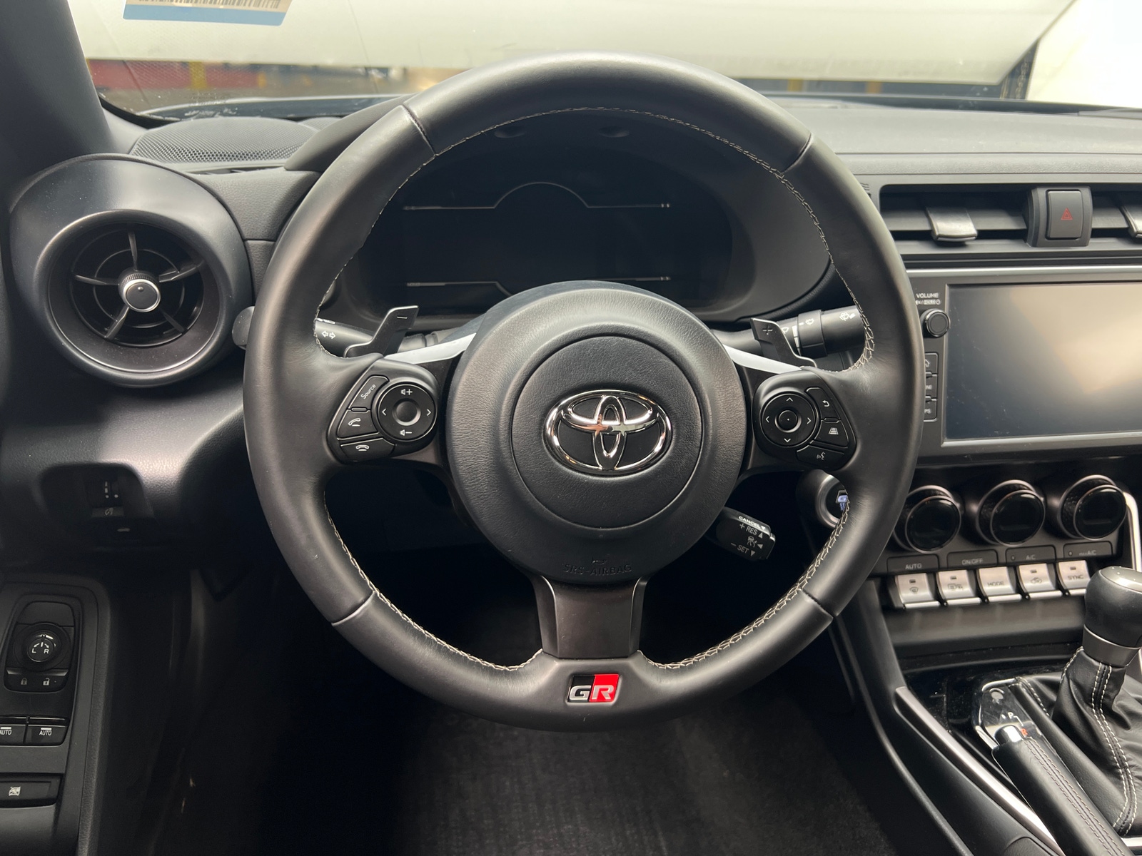 Thumbnail: 2024 Toyota GR86 - 4