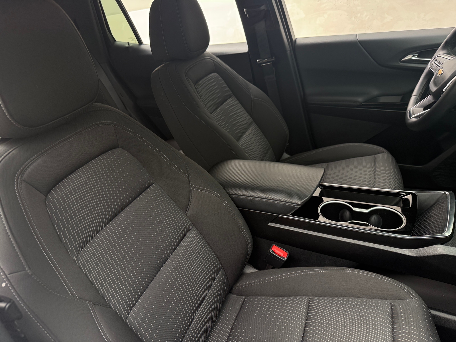 Thumbnail: 2025 Chevrolet Equinox - 2