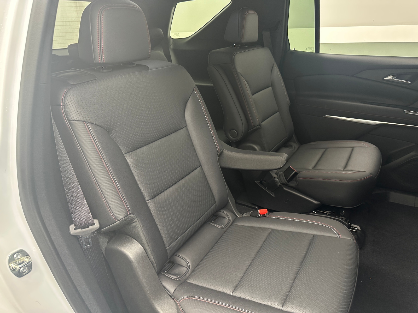 Thumbnail: 2025 Chevrolet Traverse - 6