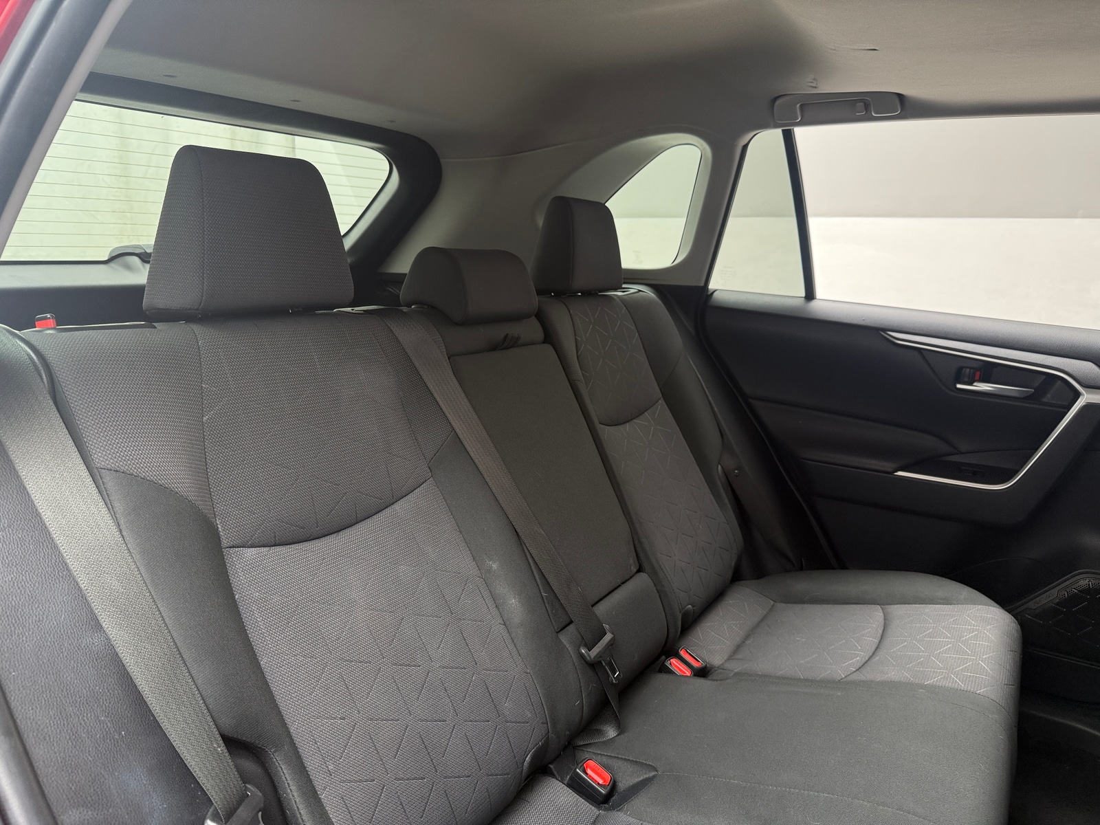 Thumbnail: 2019 Toyota RAV4 - 6