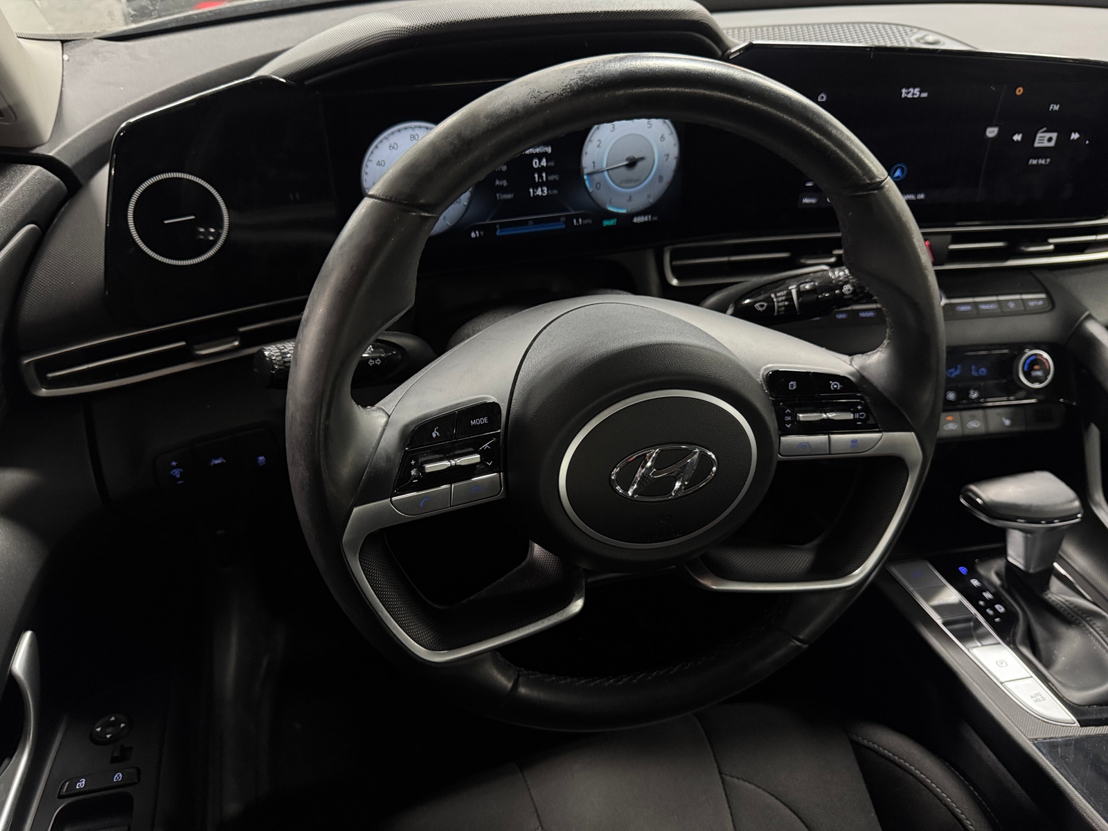 Thumbnail: 2023 Hyundai Elantra - 5