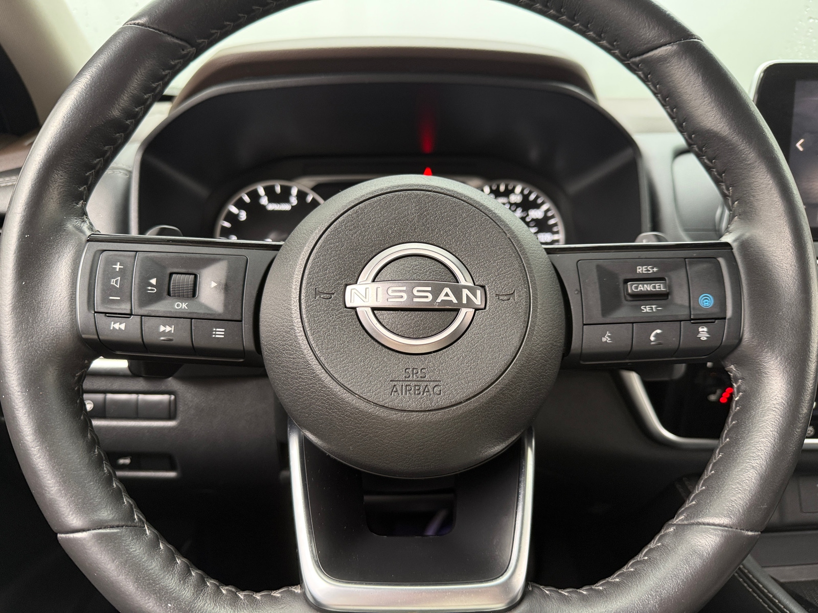 Thumbnail: 2023 Nissan Rogue - 4