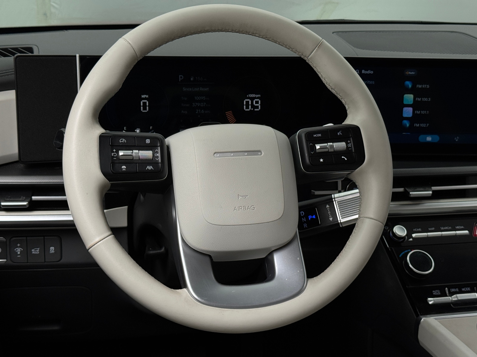 Thumbnail: 2025 Hyundai Santa Fe - 4