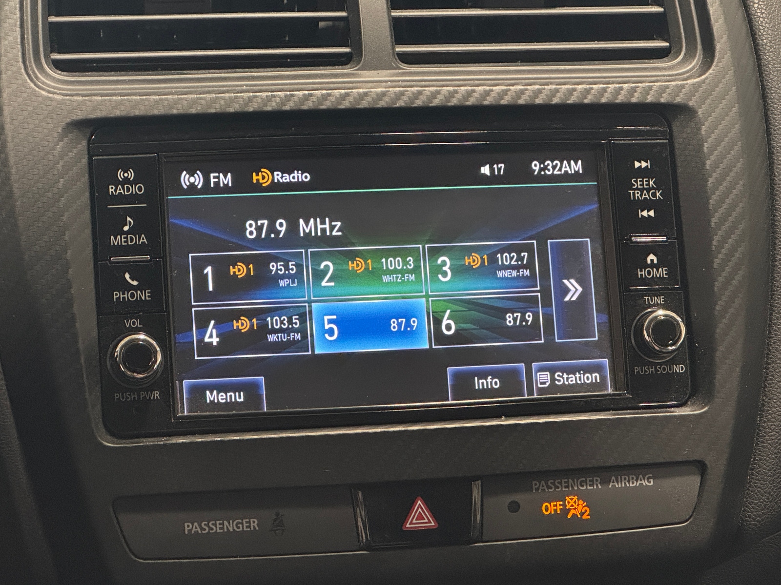Thumbnail: 2020 Mitsubishi Outlander Sport - 4