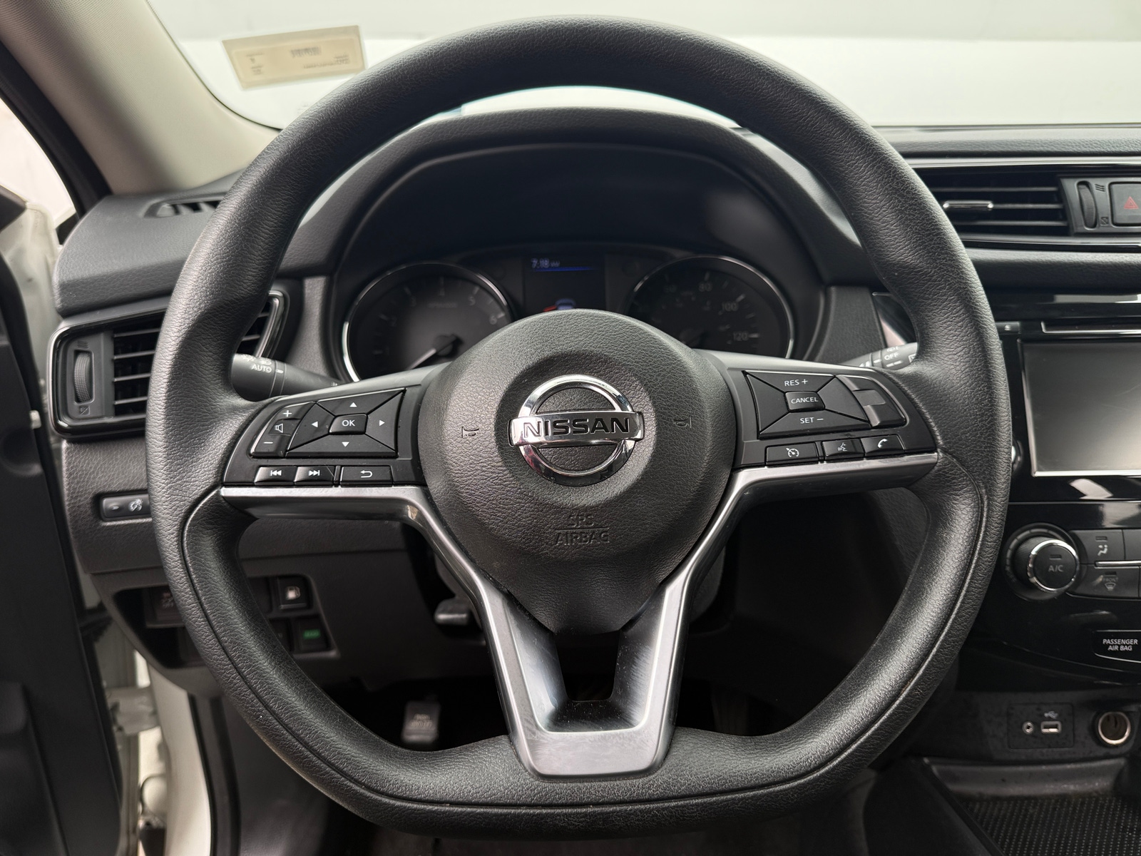 Thumbnail: 2020 Nissan Rogue - 5