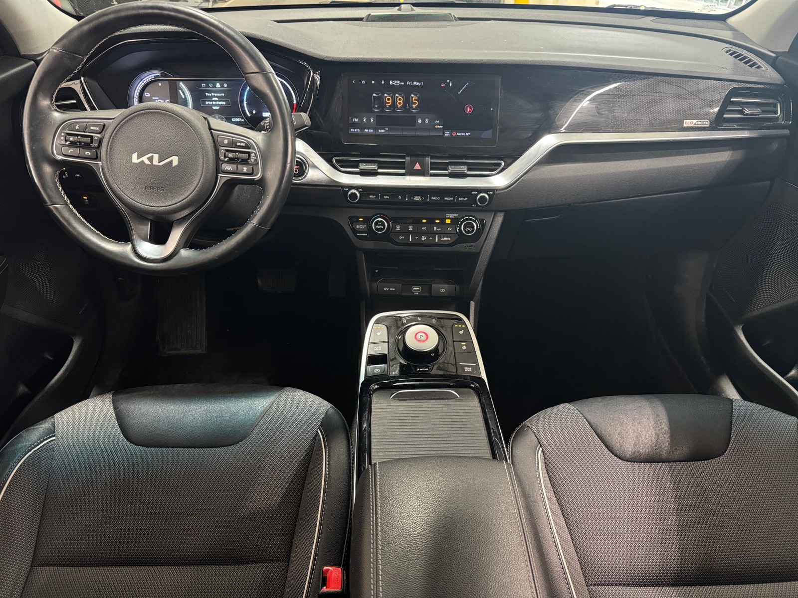 Thumbnail: 2022 Kia Niro - 3