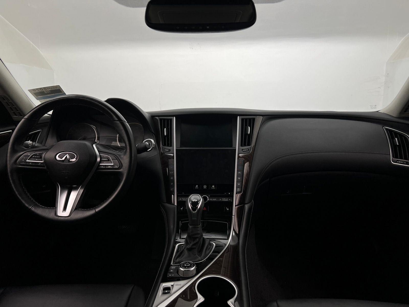Thumbnail: 2019 INFINITI Q50 - 2