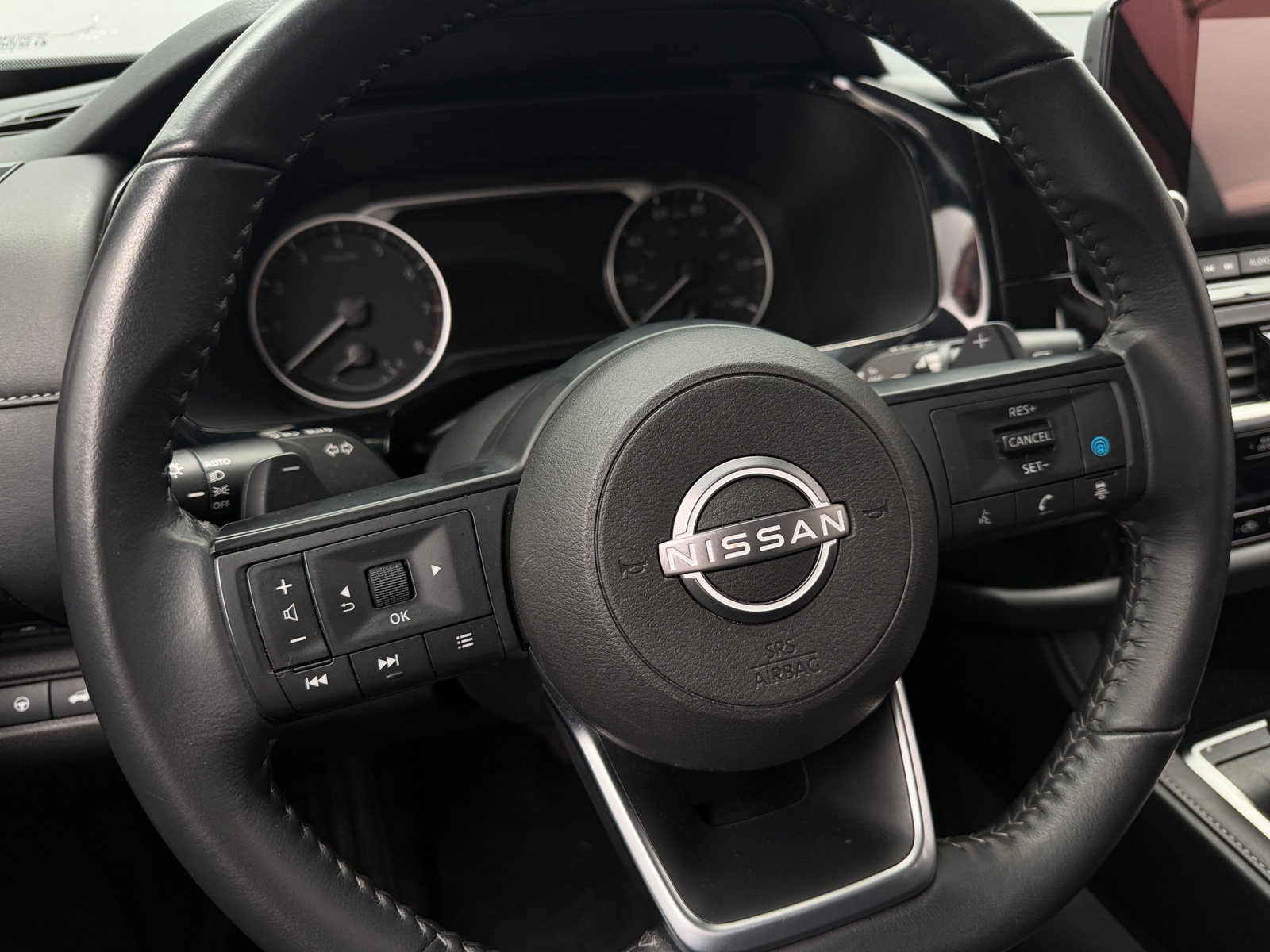 Thumbnail: 2025 Nissan Pathfinder - 5