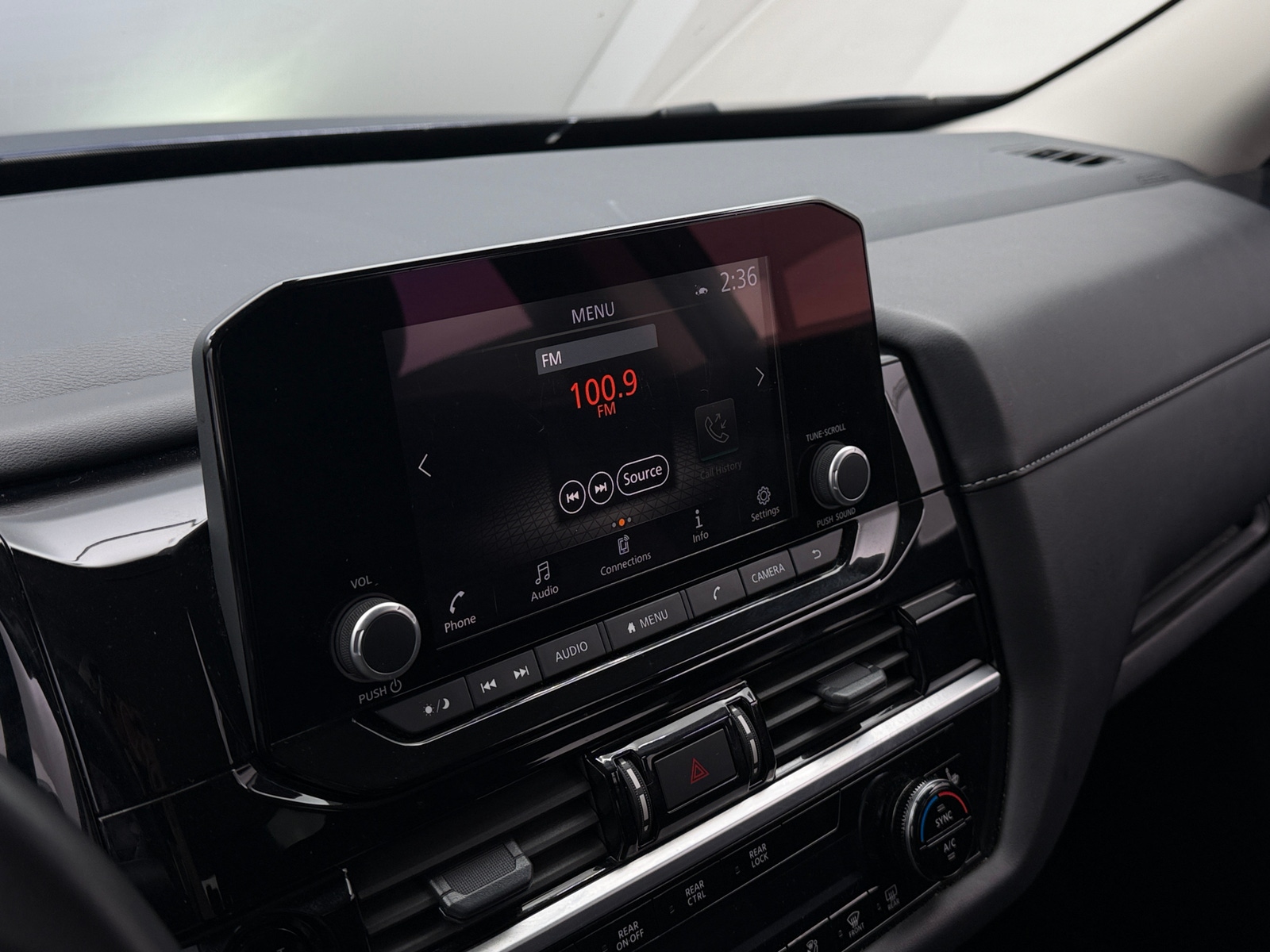 Thumbnail: 2025 Nissan Pathfinder - 4
