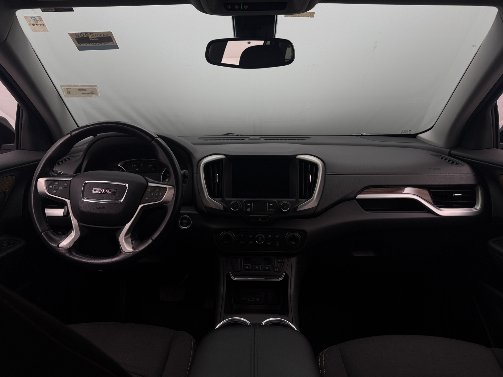 Thumbnail: 2020 GMC Terrain - 3