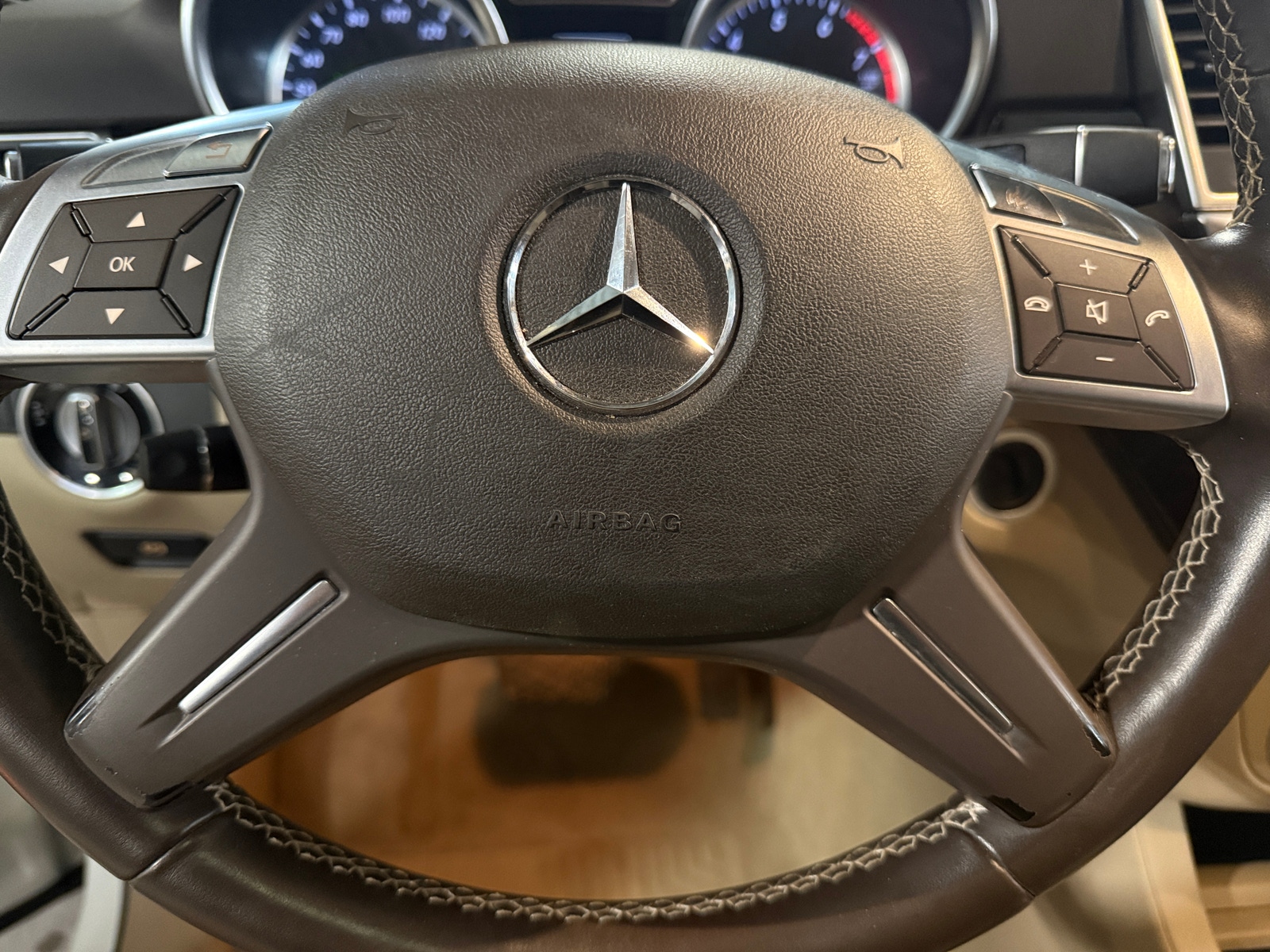 Thumbnail: 2013 Mercedes-Benz M-Class - 4