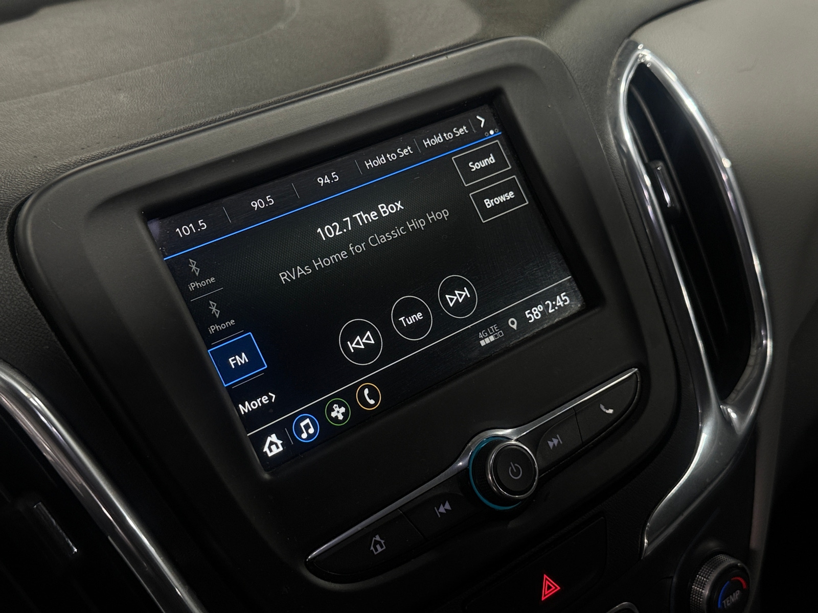 Thumbnail: 2019 Chevrolet Equinox - 4