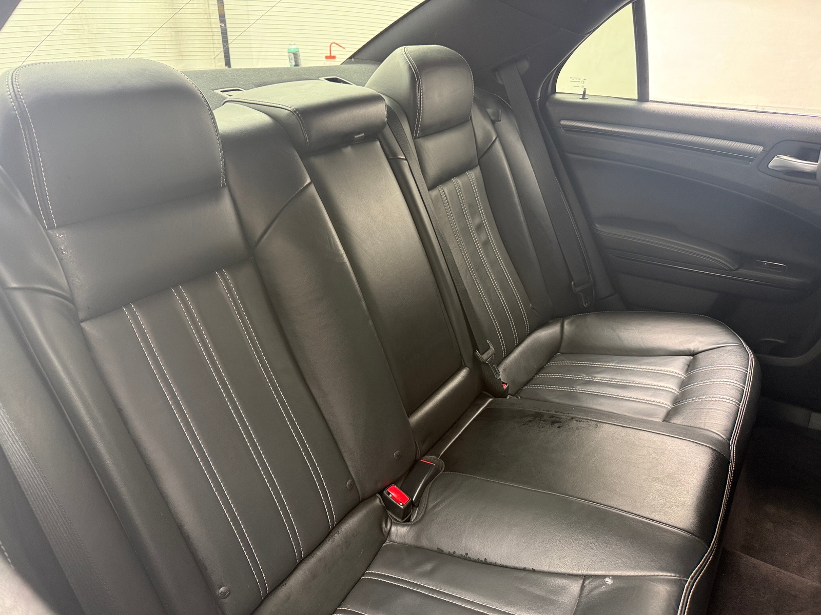 Thumbnail: 2016 Chrysler 300 - 5