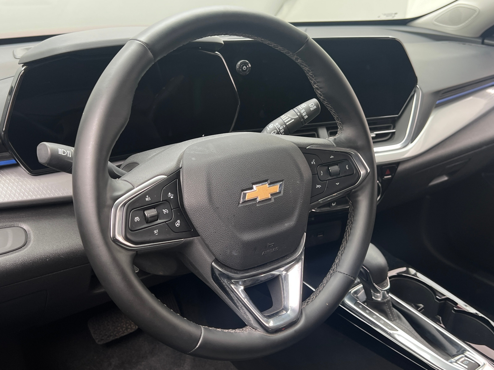 Thumbnail: 2025 Chevrolet Trax - 5