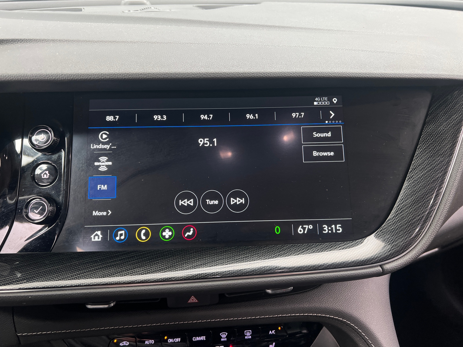 Thumbnail: 2023 Buick Envision - 3