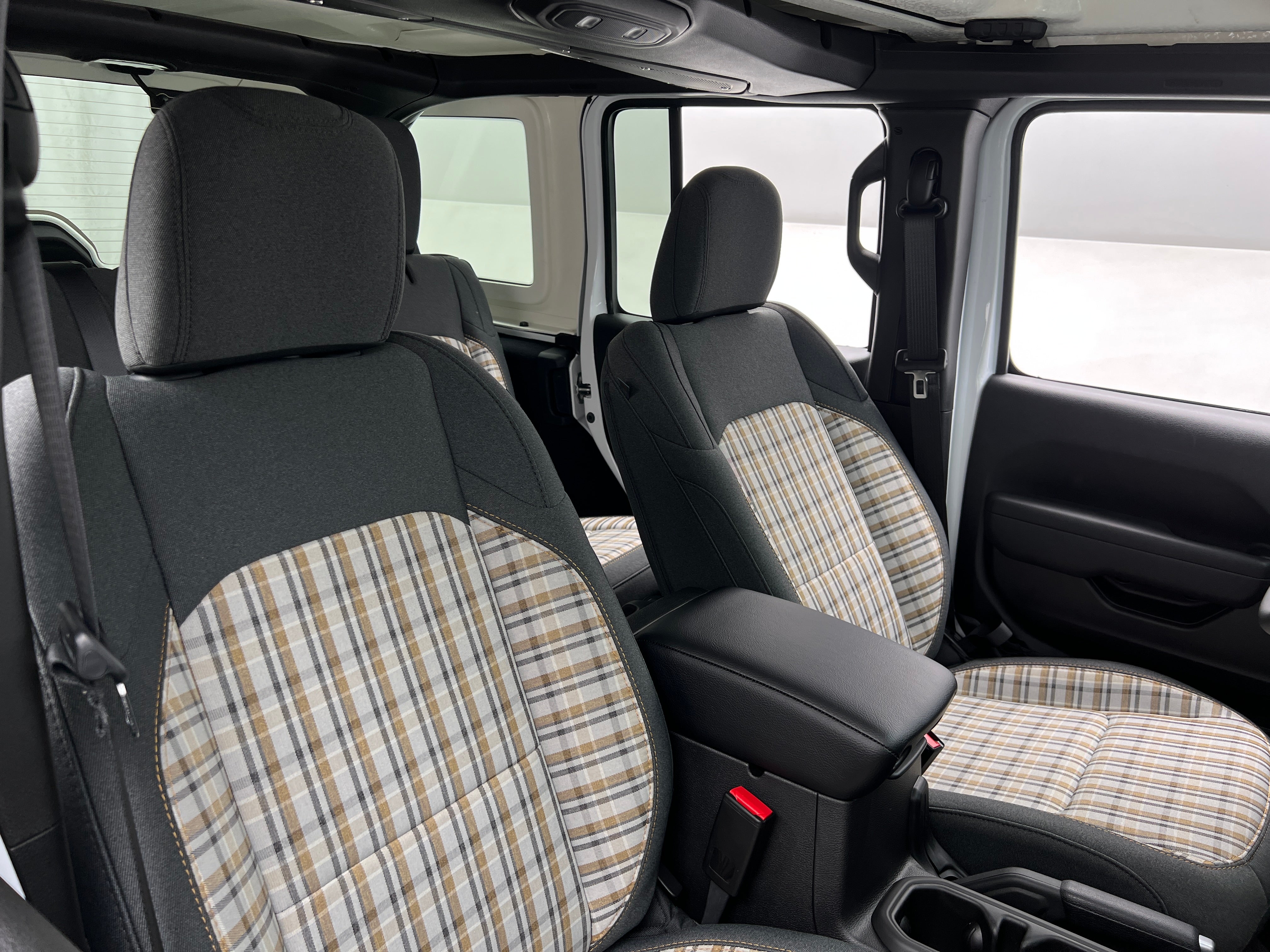 2026 Jeep Wrangler 85th Anniversary Edition's photo