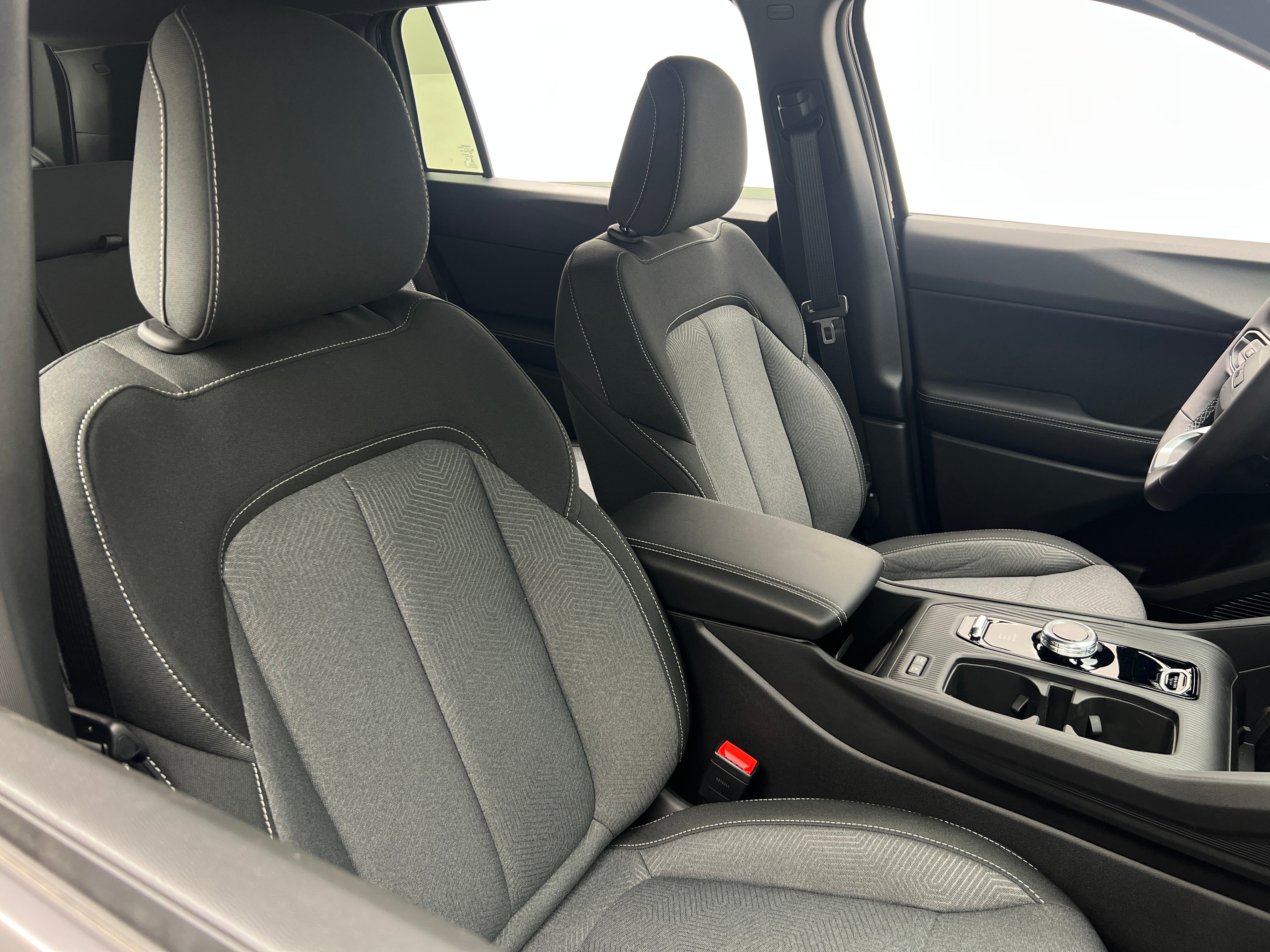 2026 Jeep Cherokee Laredo - Photo 1