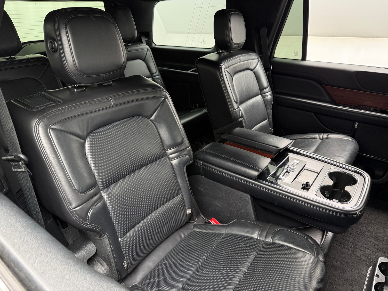 Thumbnail: 2020 Lincoln Navigator - 5