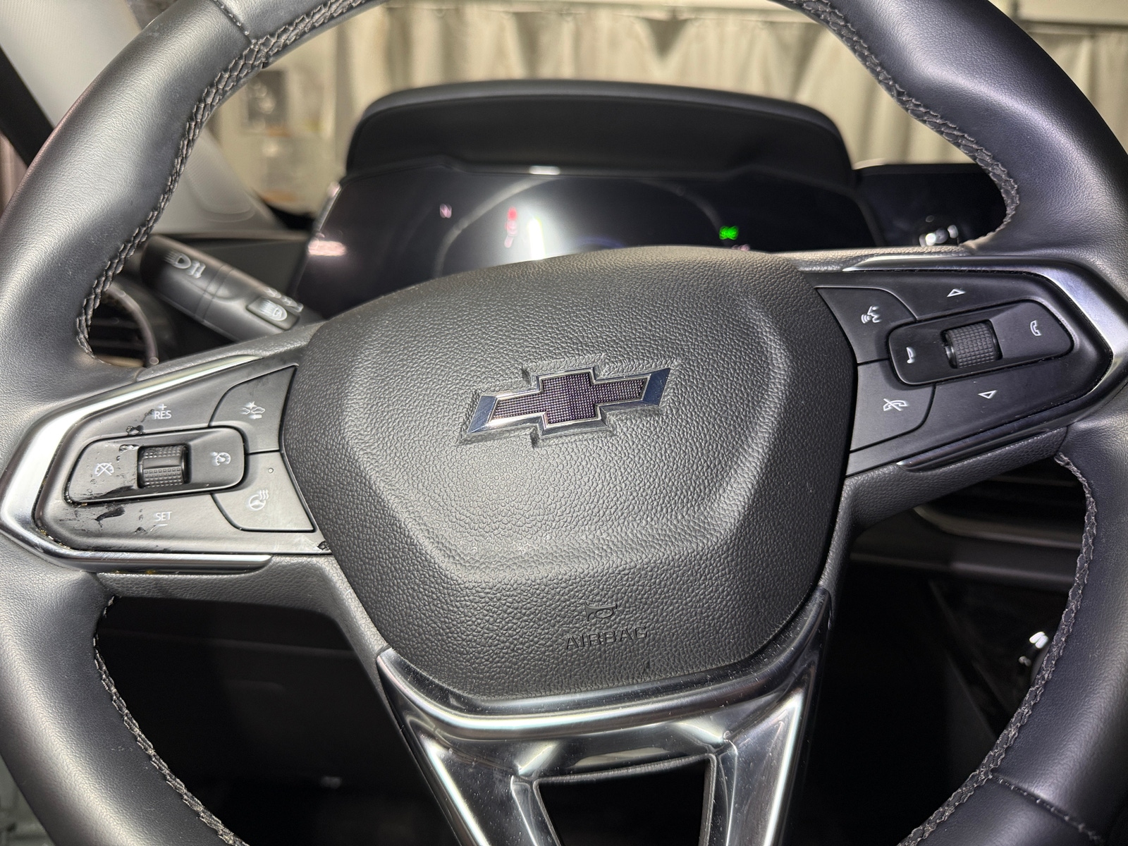 Thumbnail: 2024 Chevrolet Trax - 4