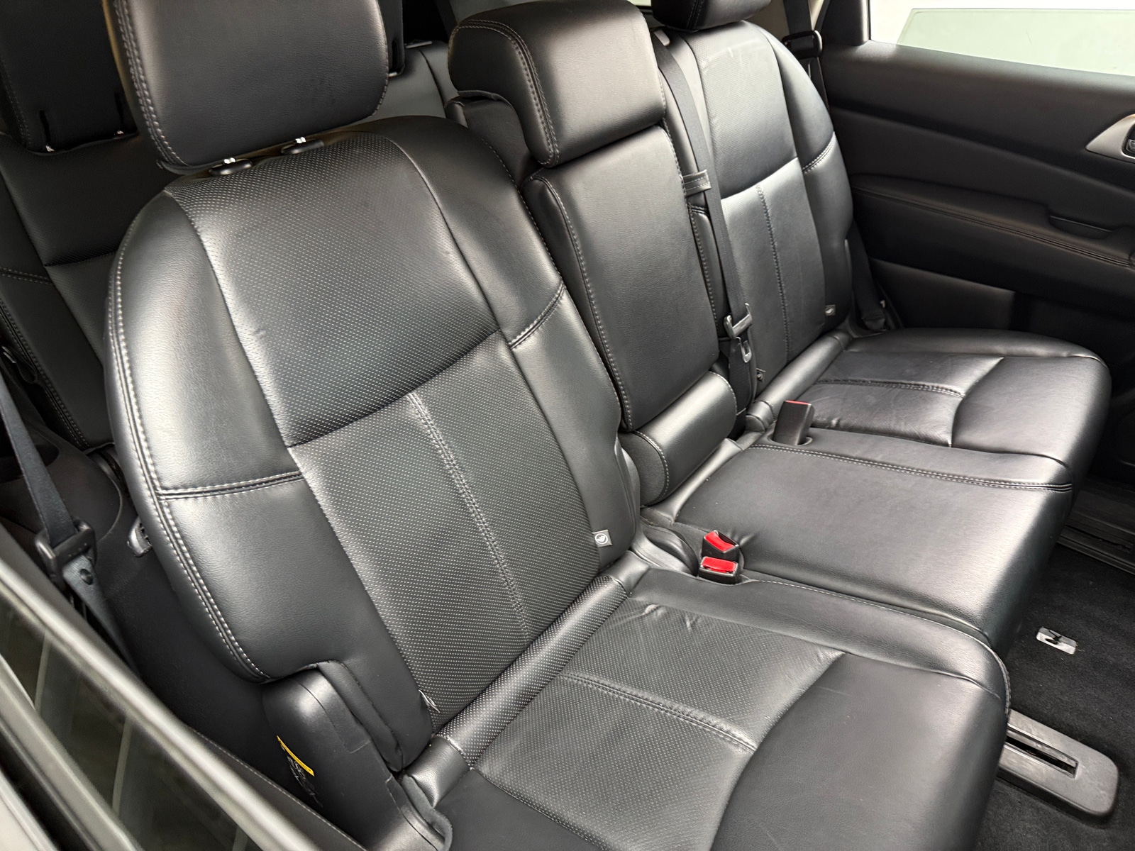 Thumbnail: 2016 Nissan Pathfinder - 5