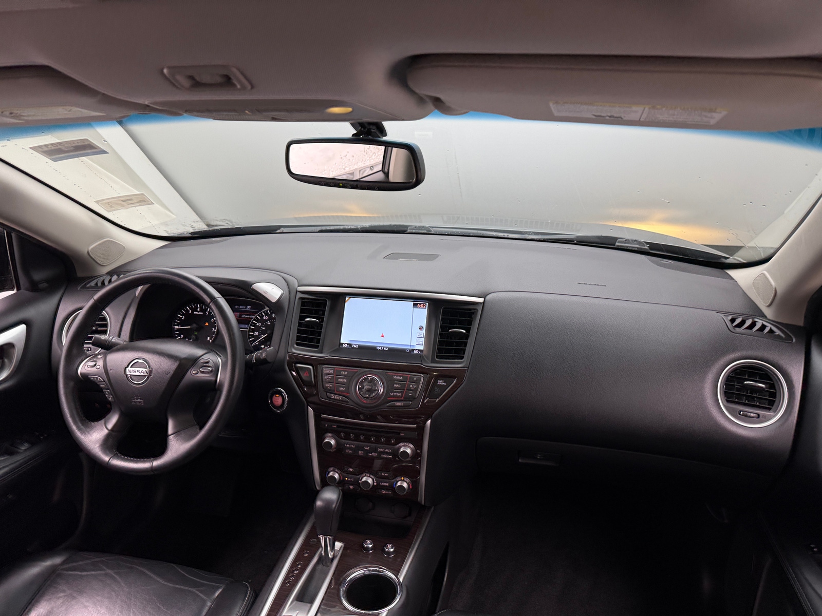 Thumbnail: 2016 Nissan Pathfinder - 2