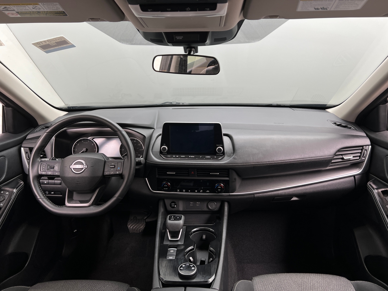 Thumbnail: 2025 Nissan Rogue - 3