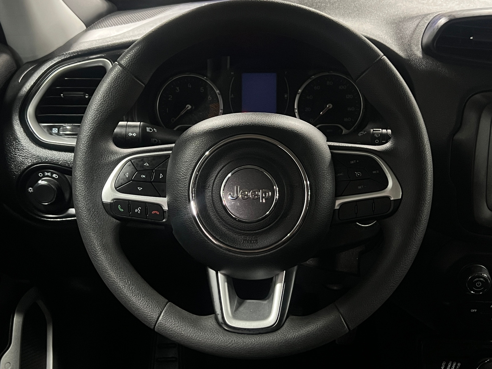 Thumbnail: 2021 Jeep Renegade - 5